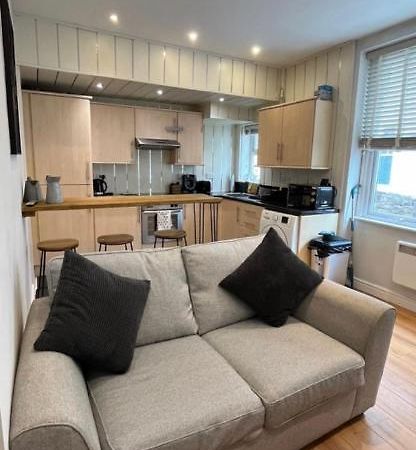 One Bedroom Apartment In The Centre Of Llandudno Bagian luar foto